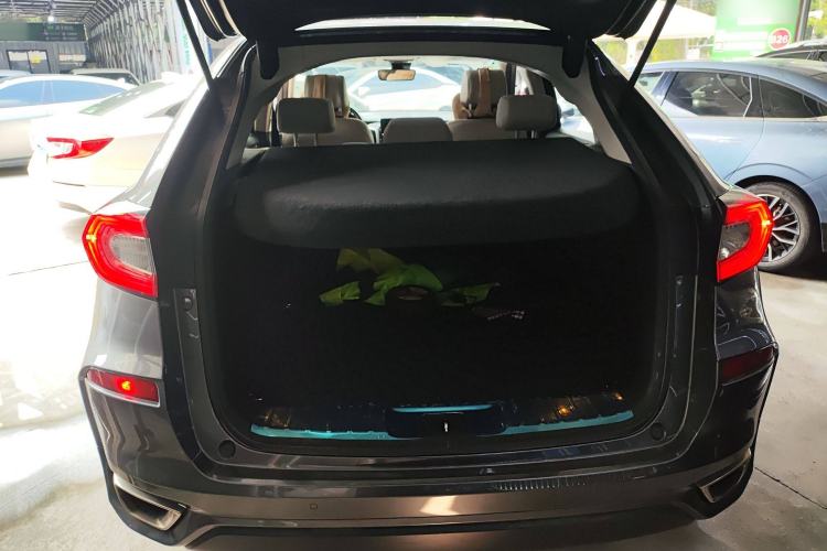 Used Honda Avancier 2017 240TURBO Two-Wheel Drive Premium Edition Trunk
