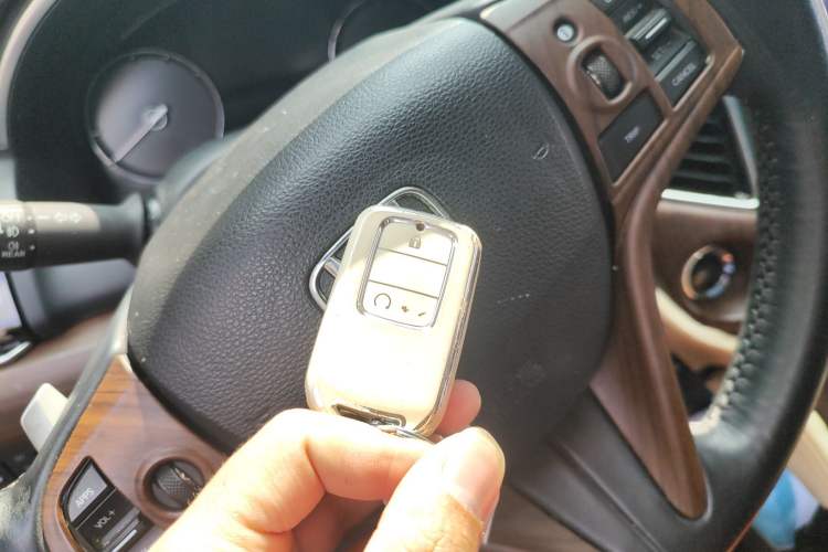 Used Honda Avancier 2017 240TURBO Two-Wheel Drive Premium Edition Vehicle Key