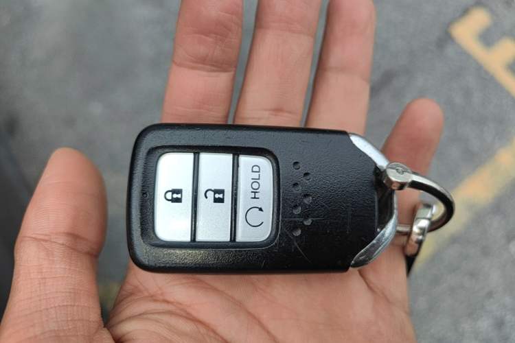 Used Honda Avancier 2017 240TURBO Two-Wheel Drive Comfort Version Vehicle Key