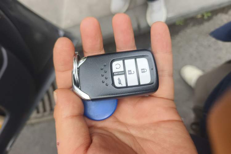 Used Honda Avancier 2017 240TURBO Two-Wheel Drive Premium Edition Vehicle Key