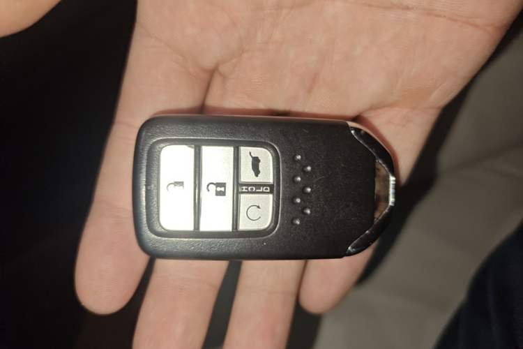 Used Honda Avancier 2017 240TURBO Two-Wheel Drive Premium Edition Vehicle Key