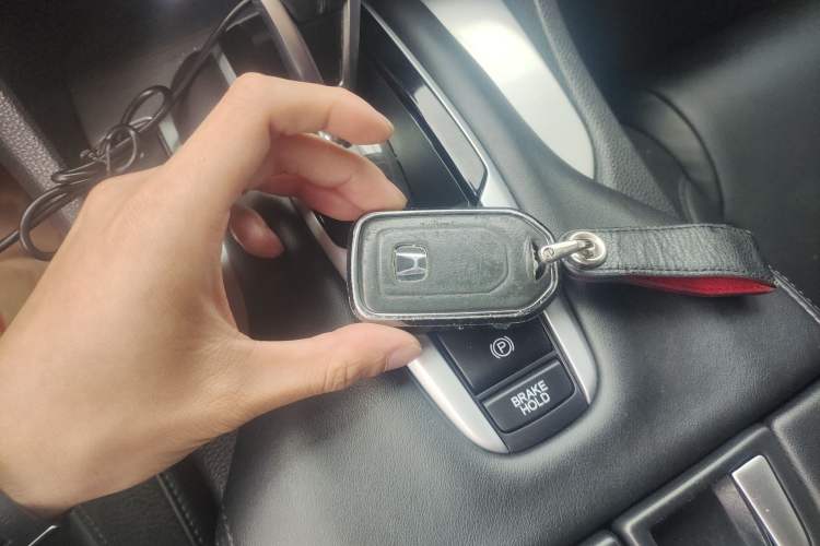 Used Honda Avancier 2017 240TURBO Two-Wheel Drive Comfort Version Vehicle Key