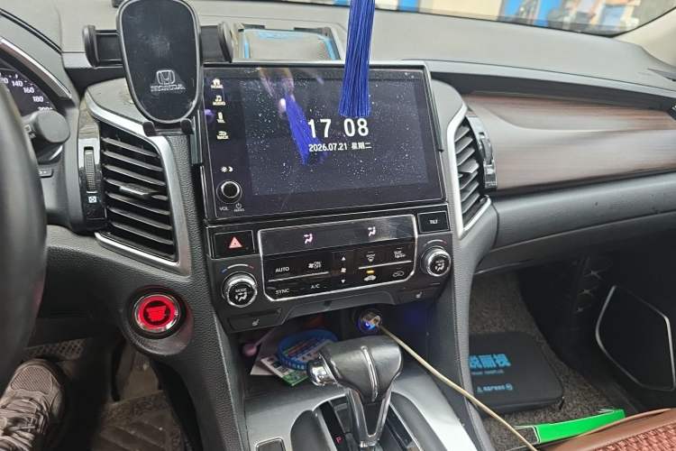 Used Honda Avancier 2017 240TURBO Two-Wheel Drive Premium Edition Audio And AC Panel