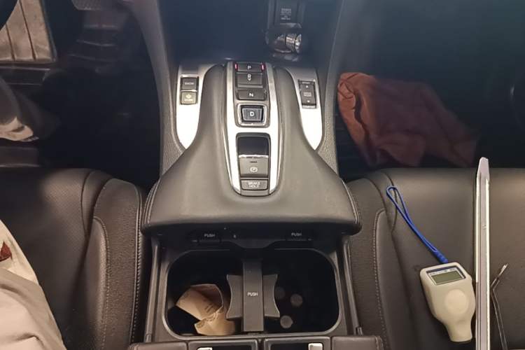 Used Honda Avancier 2017 370TURBO Four-Wheel Drive Supreme Edition Gear Lever