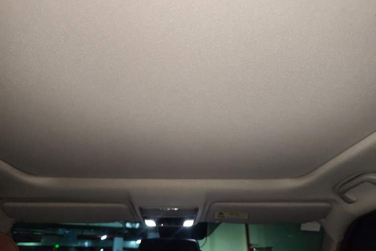 Used Honda Avancier 2017 370TURBO Four-Wheel Drive Prestige Edition Headliner