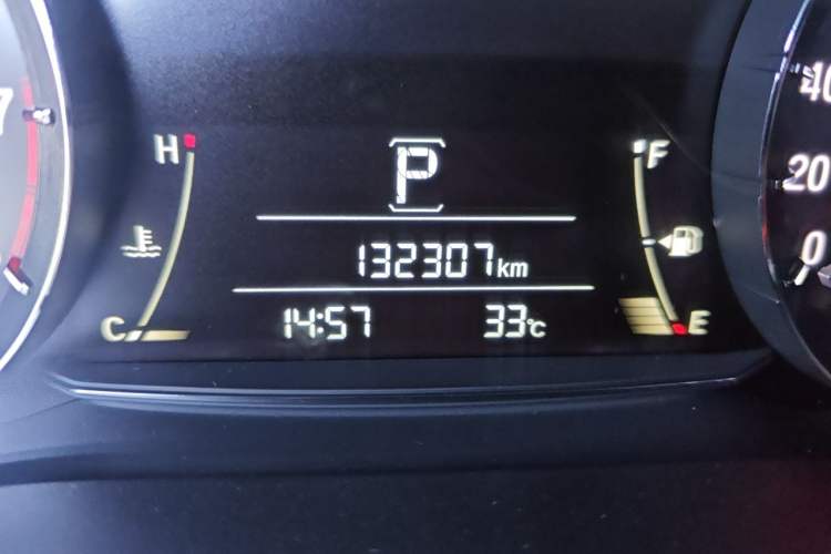 Used Honda Avancier 2017 370TURBO Four-Wheel Drive Prestige Edition Odometer Close Up