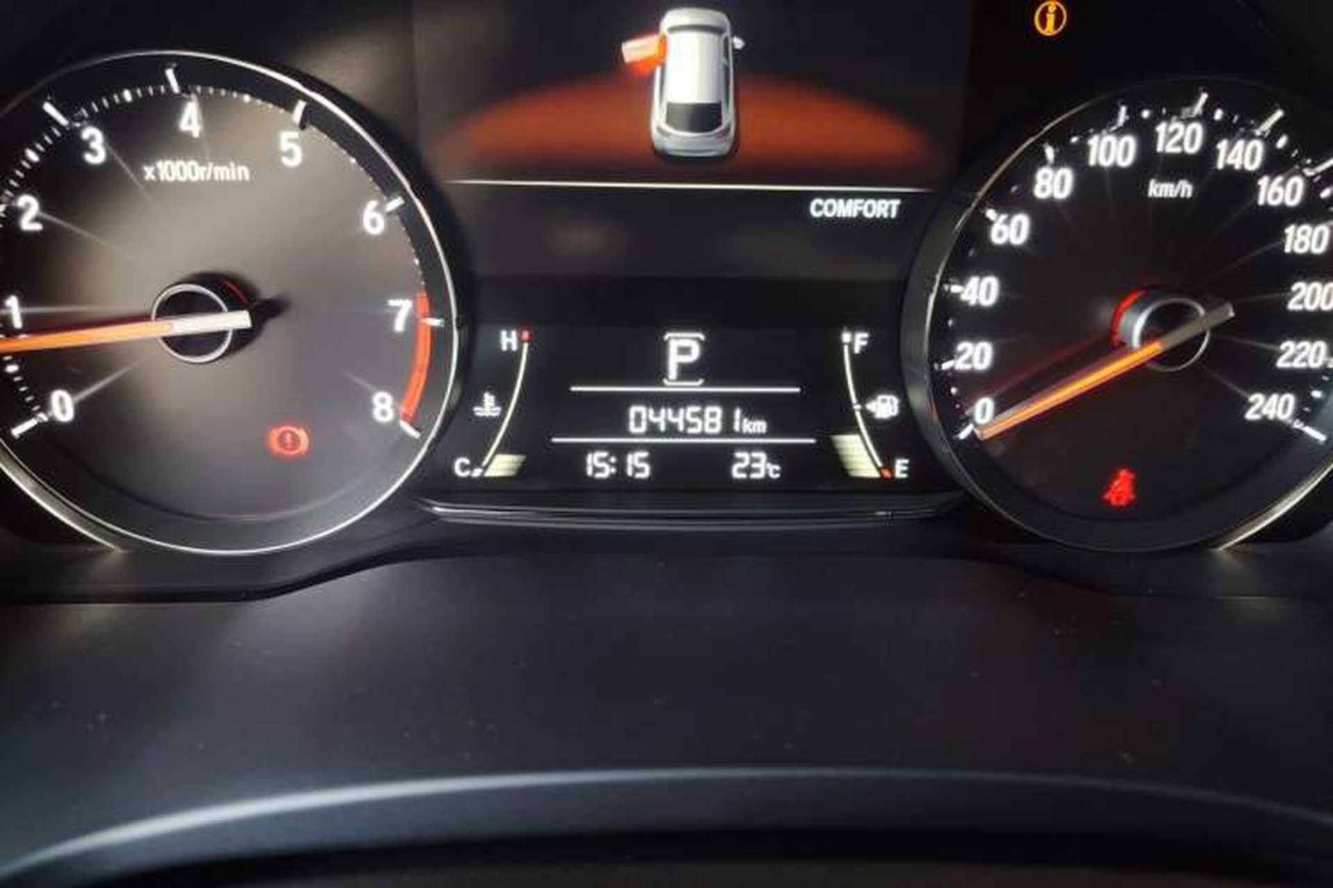 Used Honda Avancier 2017 370TURBO Four-Wheel Drive Supreme Edition Odometer Close Up