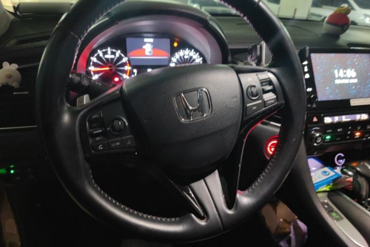 Used Honda Avancier 2017 240TURBO Two-Wheel Drive Premium Edition Steering Wheel
