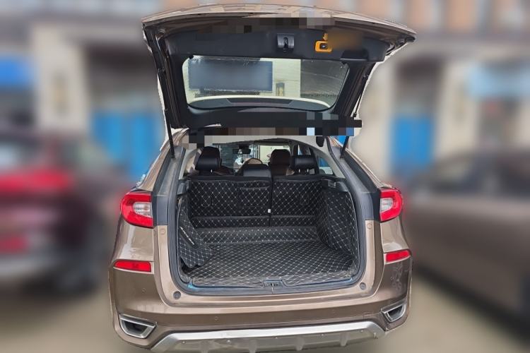 Used Honda Avancier 2017 240TURBO Two-Wheel Drive Premium Edition Trunk