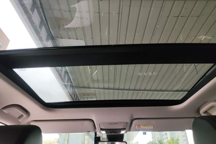 Used Honda Avancier 2017 240TURBO Two-Wheel Drive Premium Edition Headliner