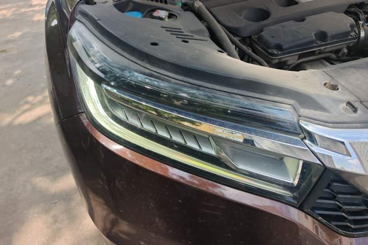 Used Honda Avancier 2017 370TURBO 2WD Luxury Edition Right Front Headlight