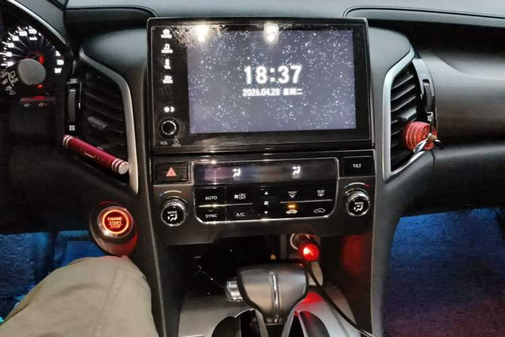 Used Honda Avancier 2017 240TURBO Two-Wheel Drive Comfort Version Audio And AC Panel