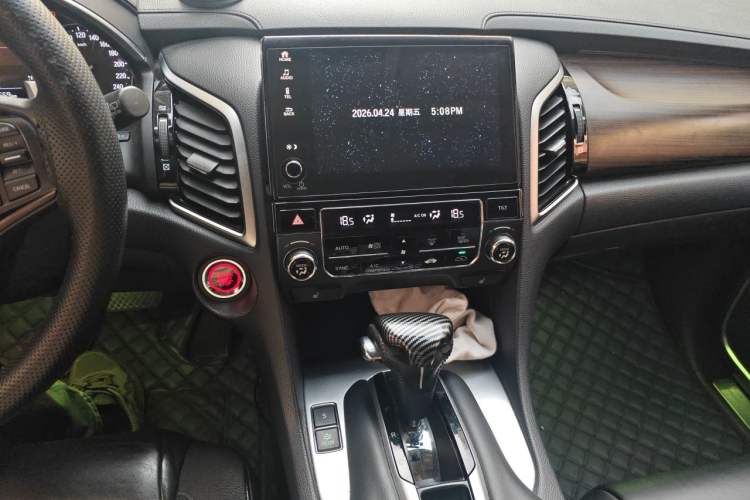 Used Honda Avancier 2017 240TURBO Two-Wheel Drive Luxury Edition Audio And AC Panel