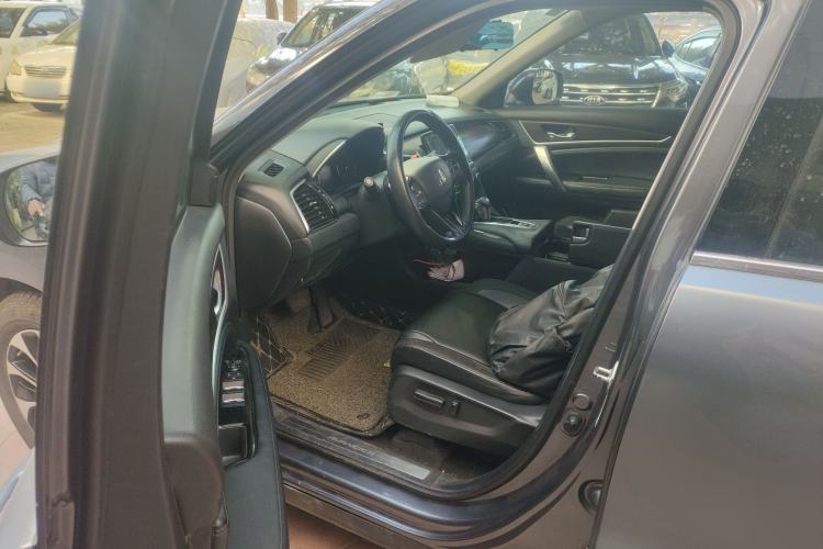 Used Honda Avancier 2017 240TURBO Two-Wheel Drive Premium Edition Driver Seat