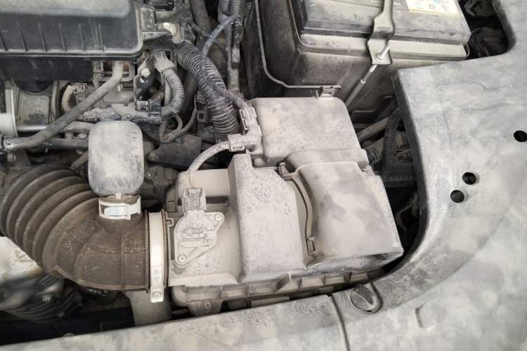 Used Honda Avancier 2017 240TURBO Two-Wheel Drive Premium Edition Engine Bay Left