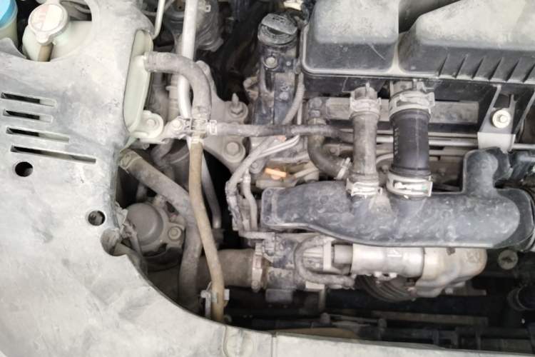 Used Honda Avancier 2017 240TURBO Two-Wheel Drive Premium Edition Engine Bay Right