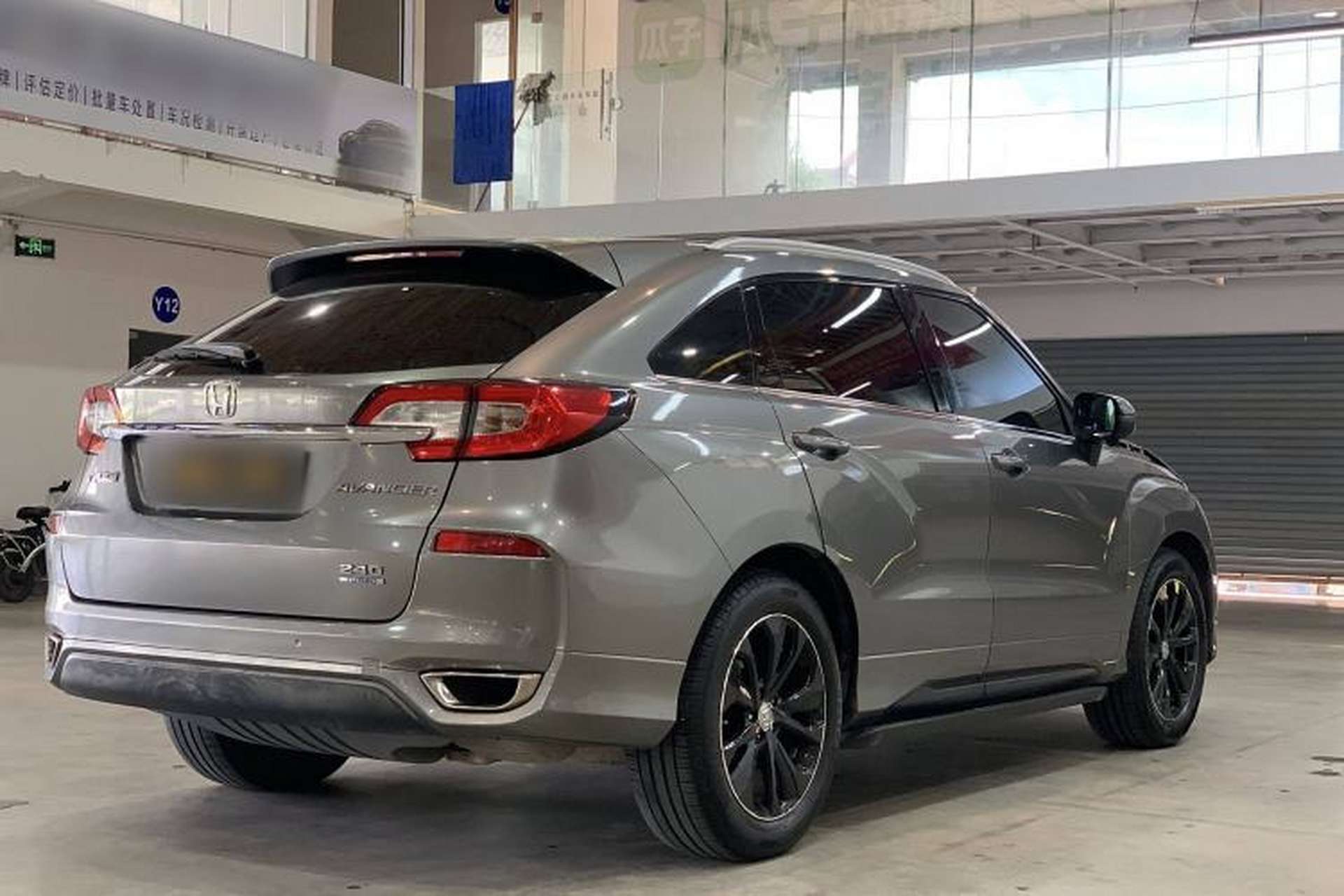 Used Honda Avancier 2017 240TURBO Two-Wheel Drive Premium Edition Exterior 5
