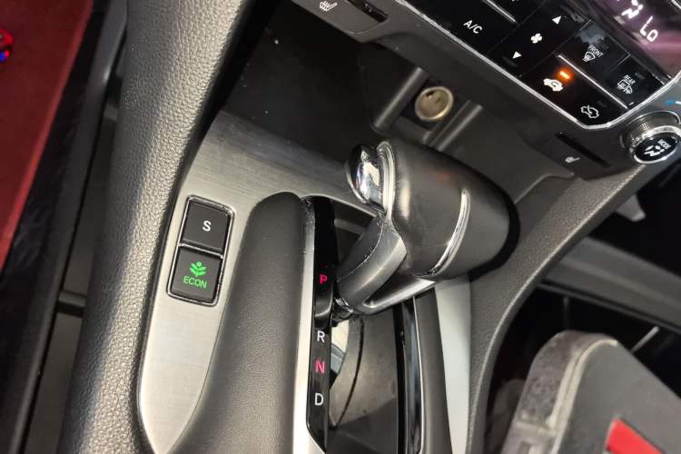 Used Honda Avancier 2017 240TURBO Two-Wheel Drive Luxury Edition Gear Lever