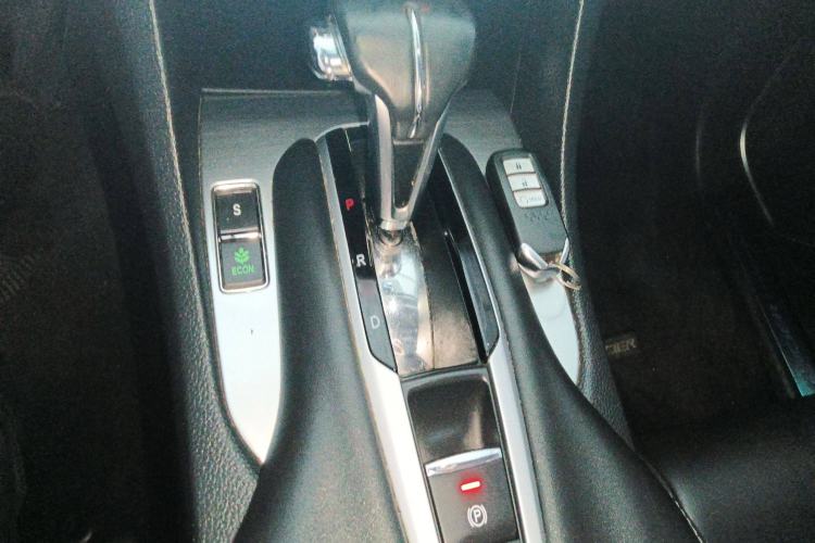 Used Honda Avancier 2017 240TURBO Two-Wheel Drive Comfort Version Gear Lever