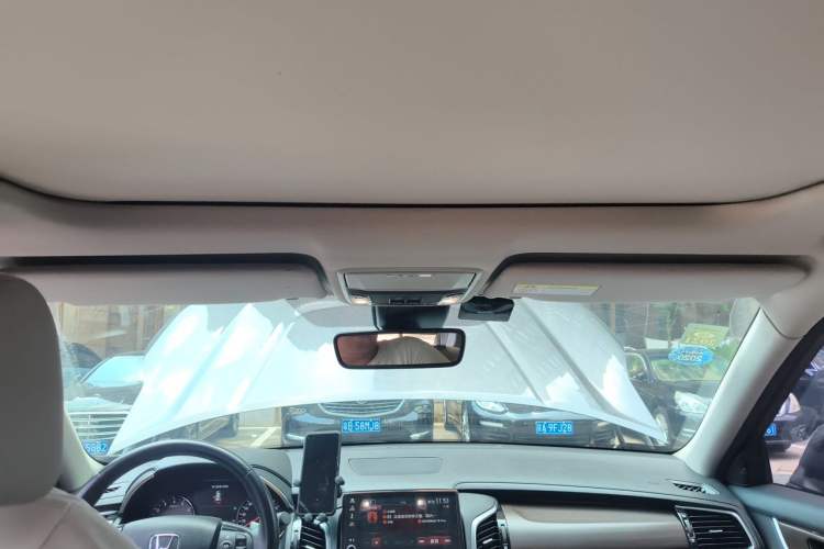 Used Honda Avancier 2017 240TURBO Two-Wheel Drive Premium Edition Headliner