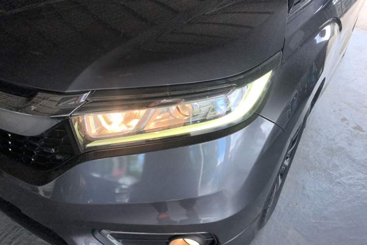 Used Honda Avancier 2017 240TURBO Two-Wheel Drive Luxury Edition Left Front Headlight