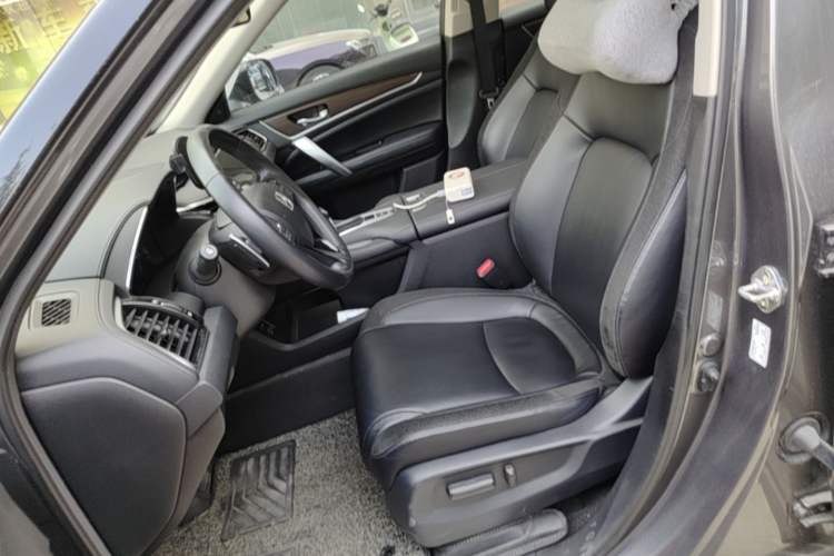 Used Honda Avancier 2017 240TURBO Two-Wheel Drive Premium Edition Left Front Seat