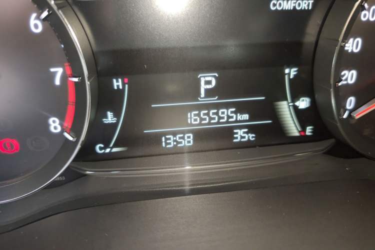 Used Honda Avancier 2017 370TURBO 2WD Luxury Edition Odometer Close Up