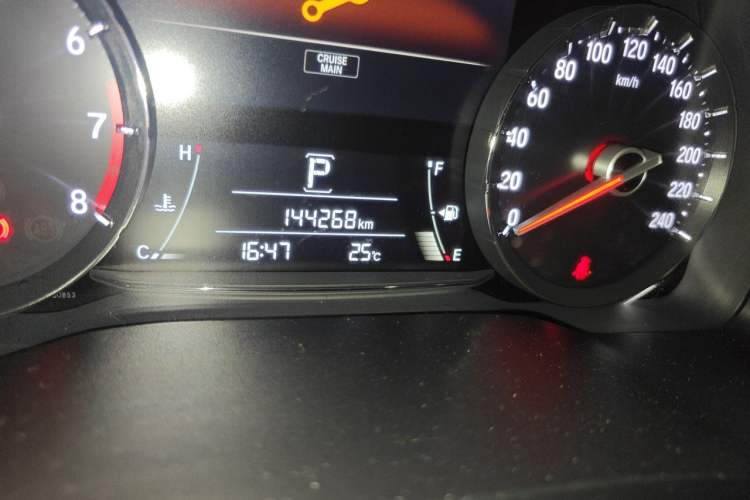 Used Honda Avancier 2017 240TURBO Two-Wheel Drive Luxury Edition Odometer Close Up
