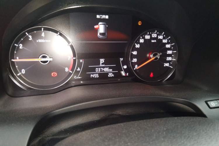 Used Honda Avancier 2017 240TURBO Two-Wheel Drive Premium Edition Odometer Close Up