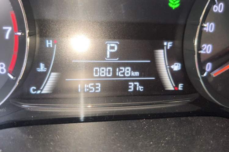 Used Honda Avancier 2017 240TURBO Two-Wheel Drive Premium Edition Odometer Close Up