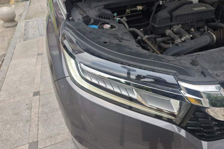 Used Honda Avancier 2017 240TURBO Two-Wheel Drive Premium Edition Right Front Headlight