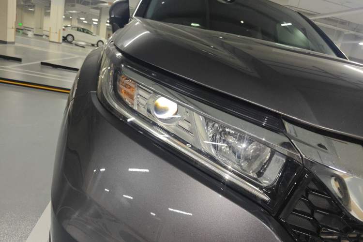 Used Honda Avancier 2017 240TURBO Two-Wheel Drive Luxury Edition Right Front Headlight