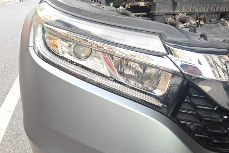 Used Honda Avancier 2017 240TURBO Two-Wheel Drive Luxury Edition Right Front Headlight