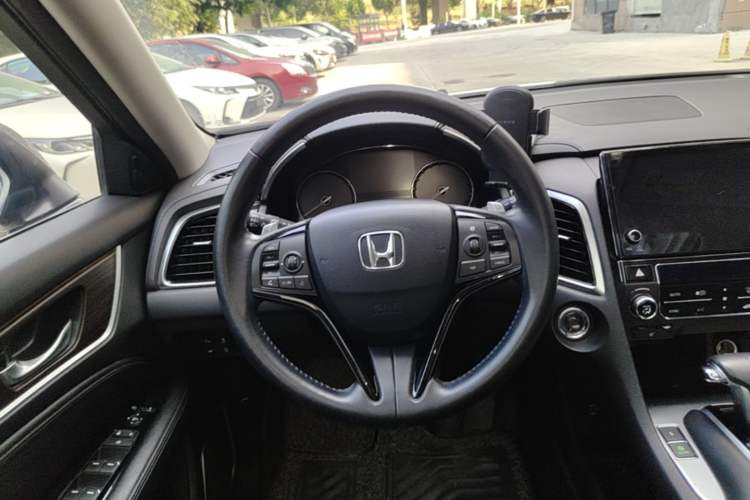Used Honda Avancier 2017 240TURBO Two-Wheel Drive Premium Edition Steering Wheel