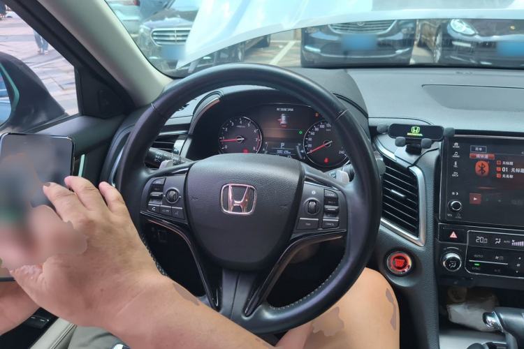 Used Honda Avancier 2017 240TURBO Two-Wheel Drive Premium Edition Steering Wheel