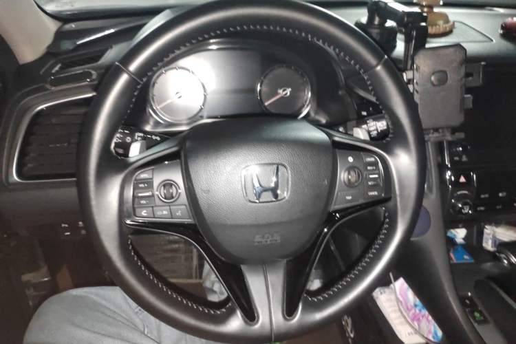 Used Honda Avancier 2017 240TURBO Two-Wheel Drive Premium Edition Steering Wheel