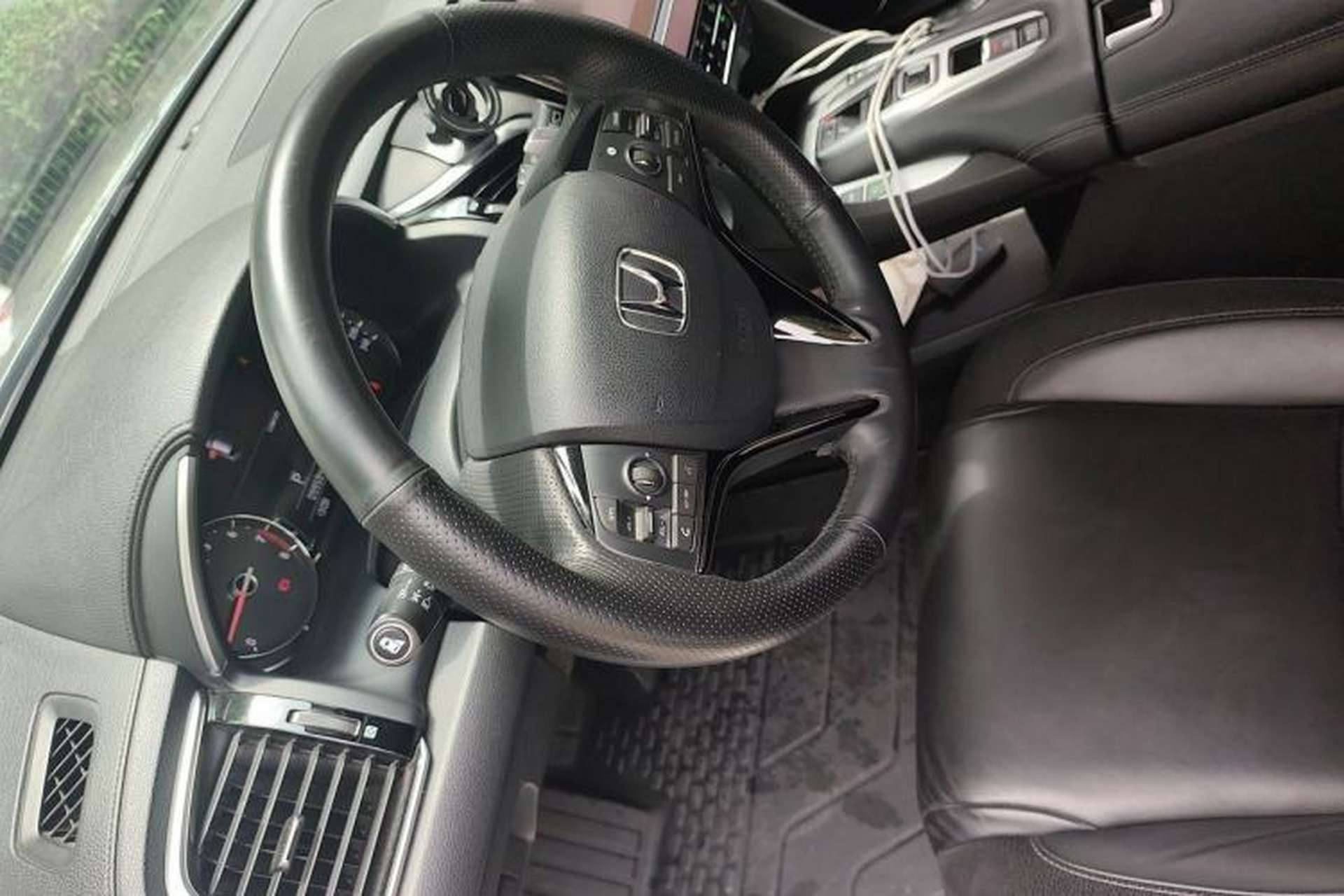 Used Honda Avancier 2017 370TURBO 2WD Luxury Edition Steering Wheel