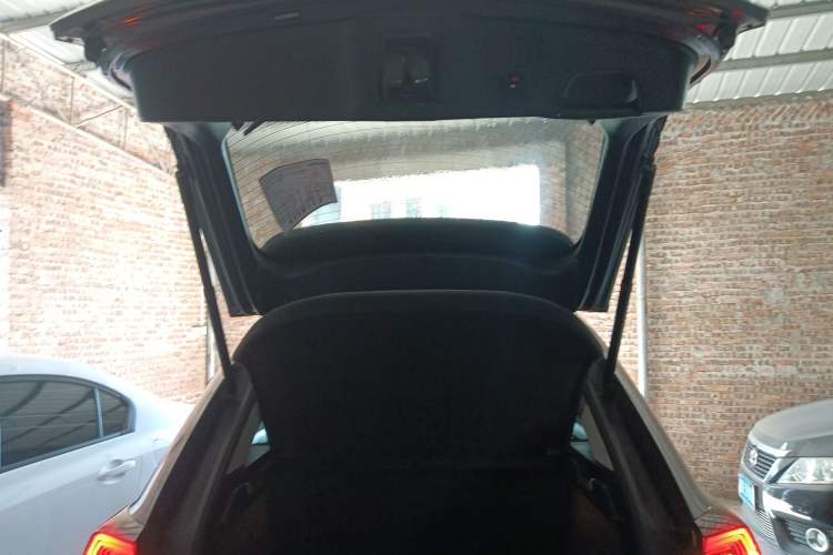 Used Honda Avancier 2017 240TURBO Two-Wheel Drive Comfort Version Trunk