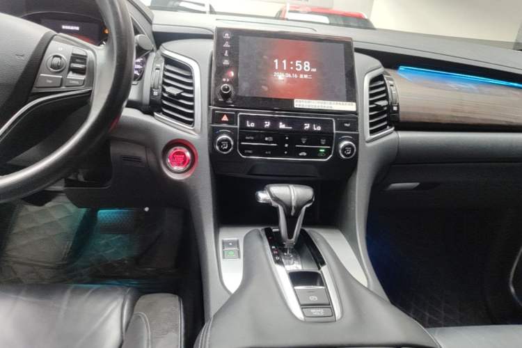 Used Honda Avancier 2017 240TURBO Two-Wheel Drive Comfort Version Audio And AC Panel