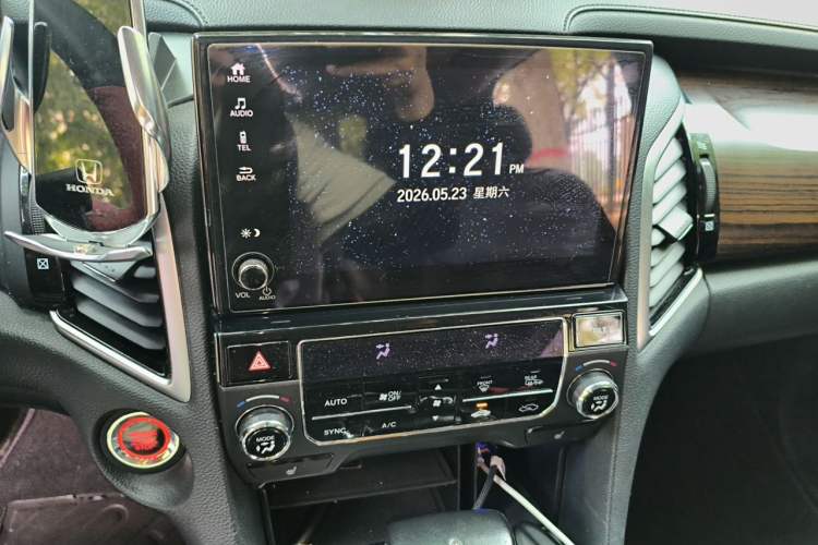 Used Honda Avancier 2017 240TURBO Two-Wheel Drive Premium Edition Audio And AC Panel