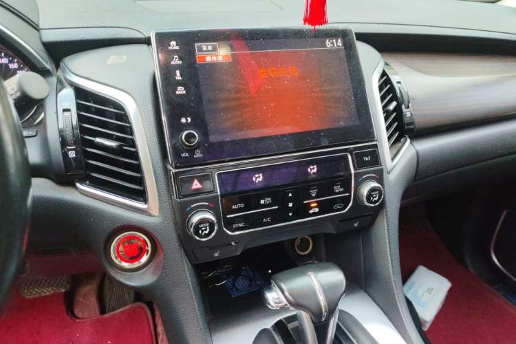 Used Honda Avancier 2017 240TURBO Two-Wheel Drive Luxury Edition Audio And AC Panel