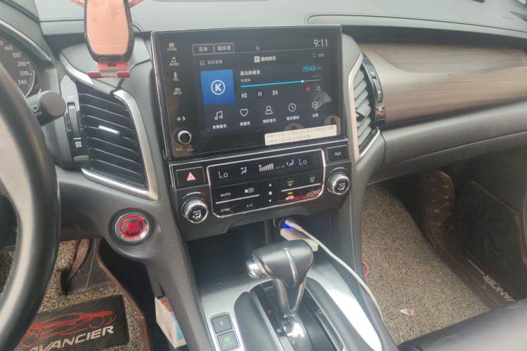 Used Honda Avancier 2017 240TURBO Two-Wheel Drive Comfort Version Audio And AC Panel