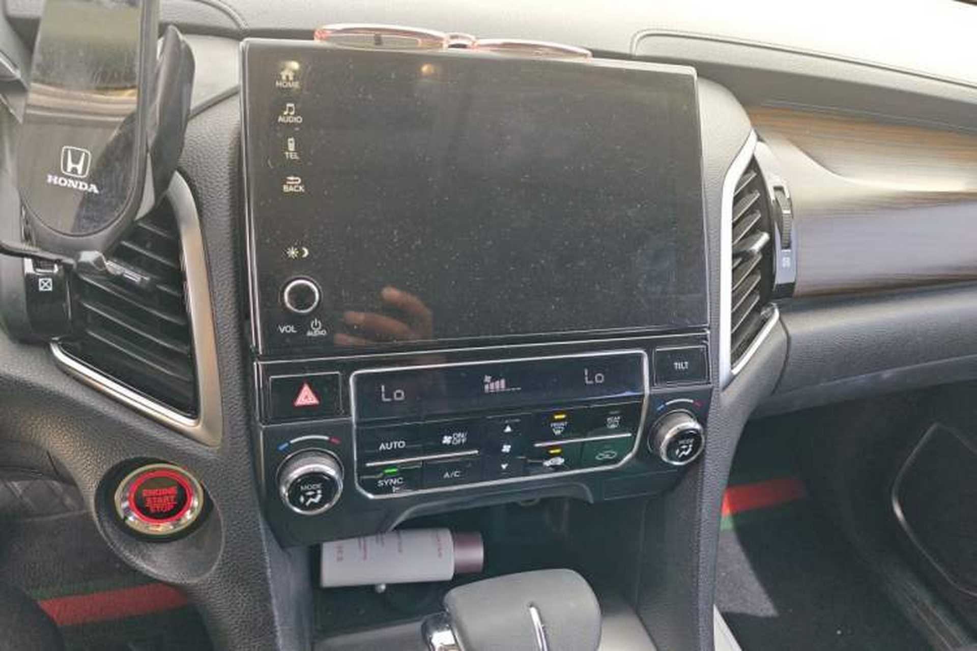 Used Honda Avancier 2017 240TURBO Two-Wheel Drive Elite Edition Audio And AC Panel