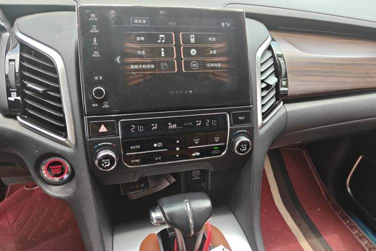 Used Honda Avancier 2017 240TURBO Two-Wheel Drive Comfort Version Audio And AC Panel