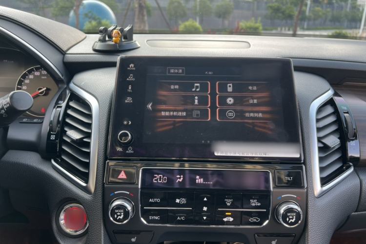 Used Honda Avancier 2017 240TURBO Two-Wheel Drive Premium Edition Audio And AC Panel