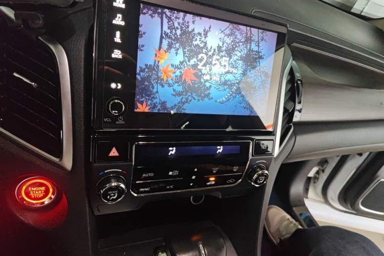Used Honda Avancier 2017 240TURBO Two-Wheel Drive Comfort Version Audio And AC Panel