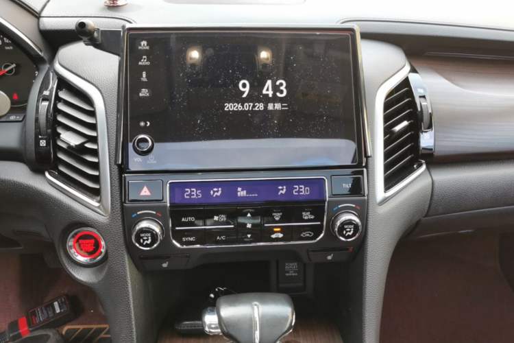 Used Honda Avancier 2017 240TURBO Two-Wheel Drive Luxury Edition Audio And AC Panel