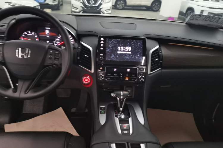 Used Honda Avancier 2017 240TURBO Two-Wheel Drive Premium Edition Audio And AC Panel