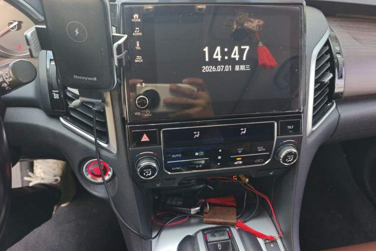 Used Honda Avancier 2017 370TURBO 2WD Luxury Edition Audio And AC Panel