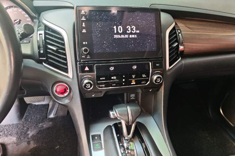 Used Honda Avancier 2017 240TURBO Two-Wheel Drive Premium Edition Audio And AC Panel